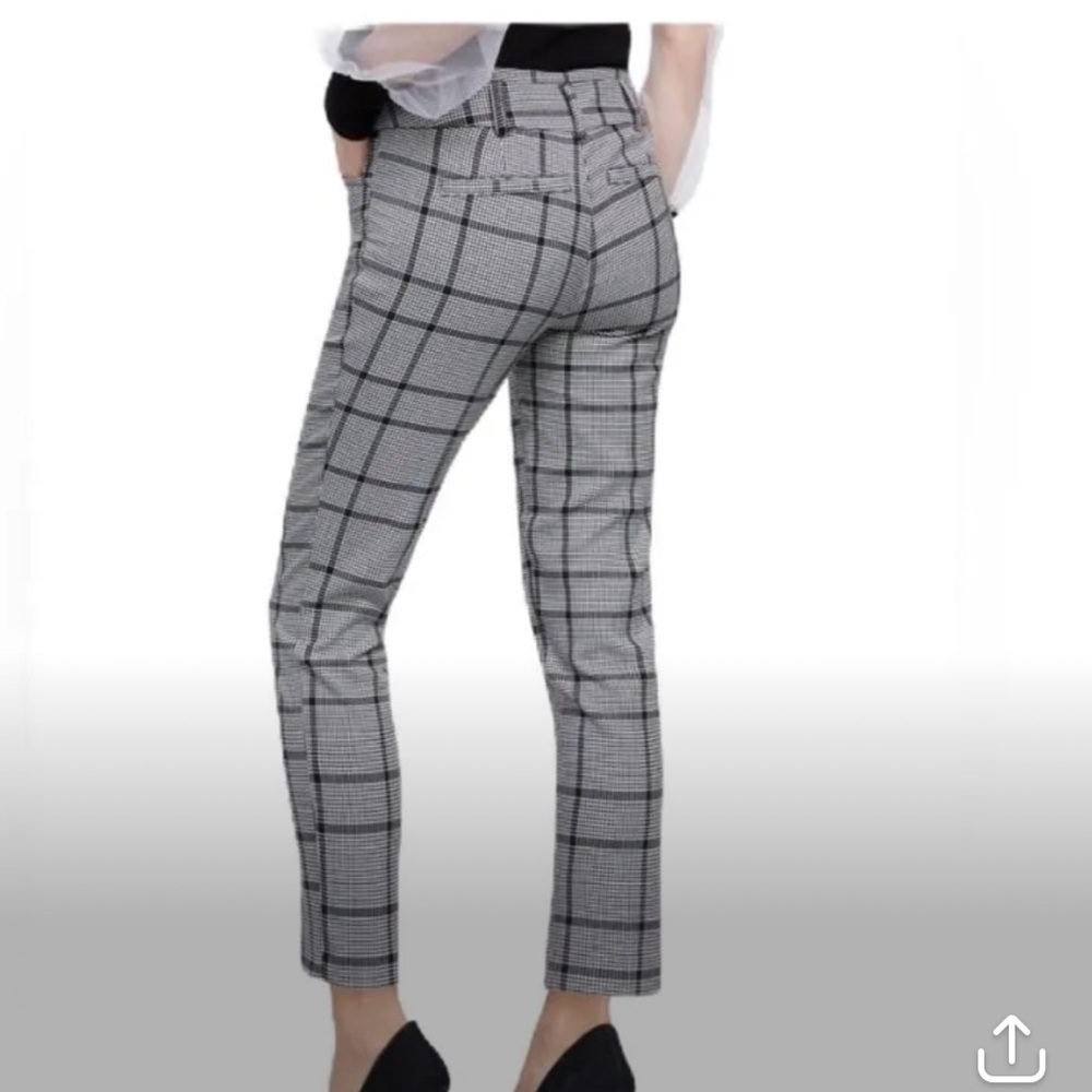 7th Avenue  Black and Gray Checkered Pants